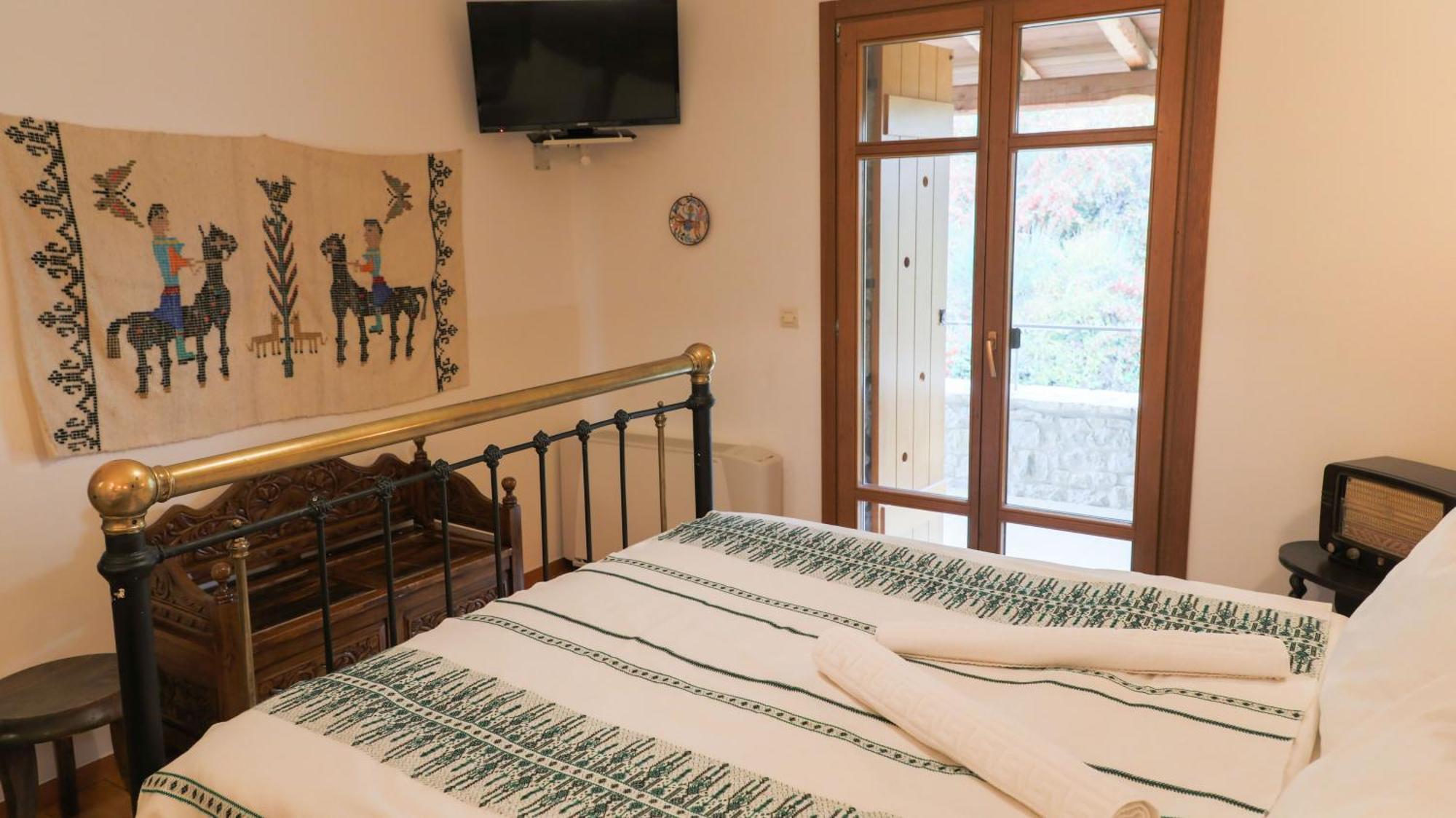 Hotel Papanikola Piana Ngoại thất bức ảnh