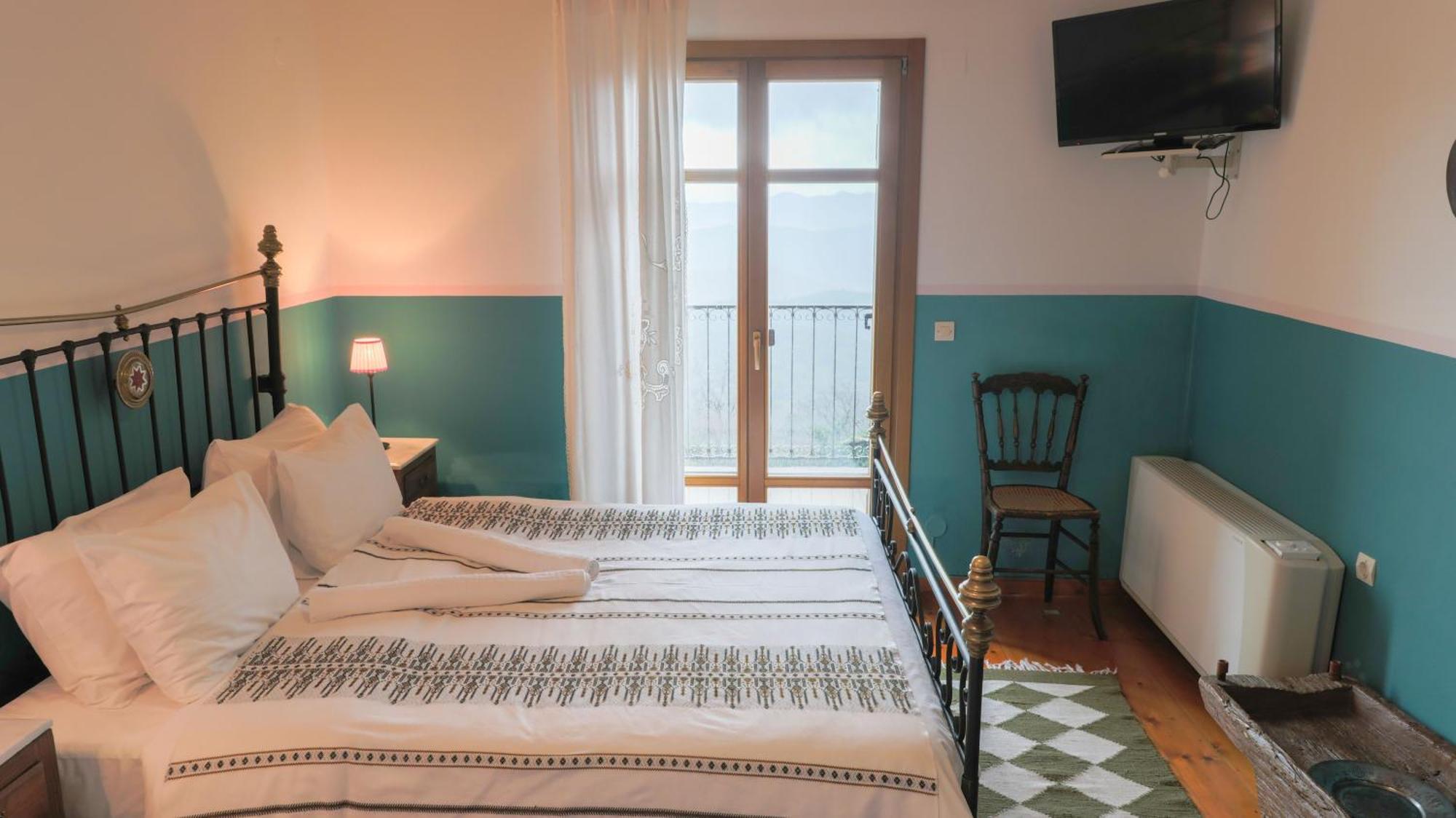 Hotel Papanikola Piana Ngoại thất bức ảnh